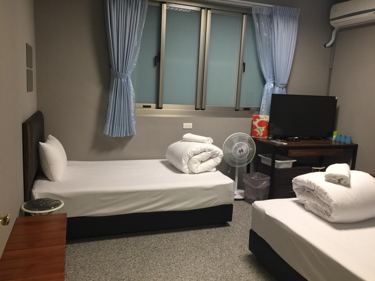 Zhu Feng Hotel Zhunan Eksteriør bilde